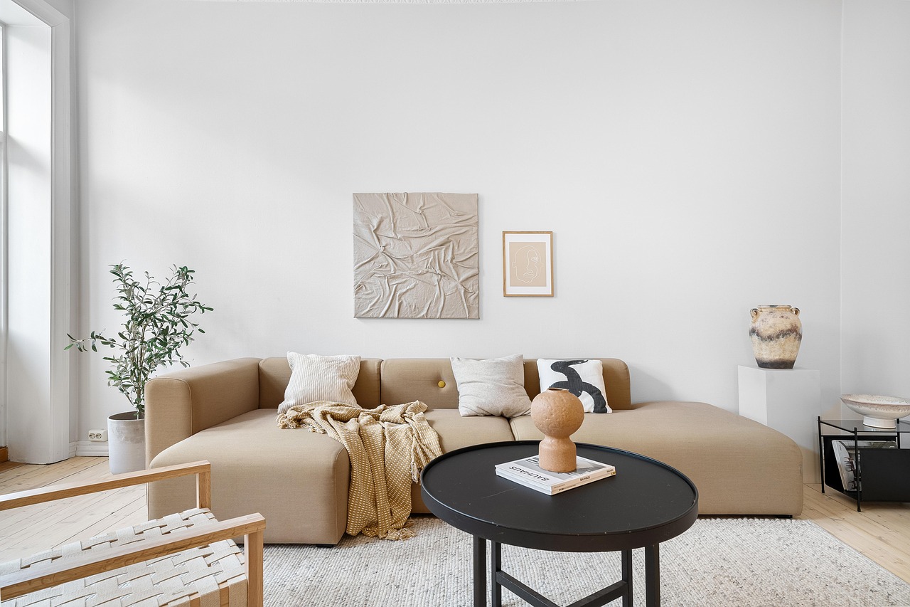 découvrez toutes les informations essentielles sur le secteur de l'immobilier : conseils pour acheter, vendre ou louer un bien, actualités du marché et astuces pour réussir vos projets immobiliers.
