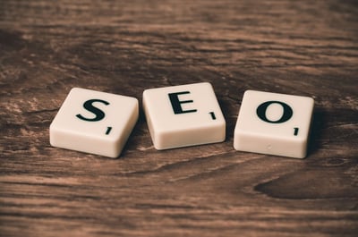Goossips SEO : Décryptage de la Complexité et des Maîtres du Référencement