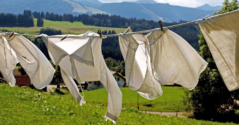 Récupérer du linge déteint : 7 astuces simples qui fonctionnent vraiment