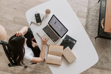 découvrez les fondamentaux du seo pour améliorer la visibilité de votre site web sur les moteurs de recherche. apprenez les meilleures pratiques et stratégies pour optimiser votre contenu et attirer plus de visiteurs.