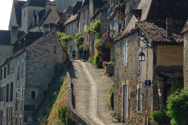 découvrez comment améliorer l'accessibilité de votre site web tout en optimisant son seo. apprenez des stratégies efficaces pour rendre votre contenu accessible à tous, tout en boostant votre visibilité sur les moteurs de recherche.