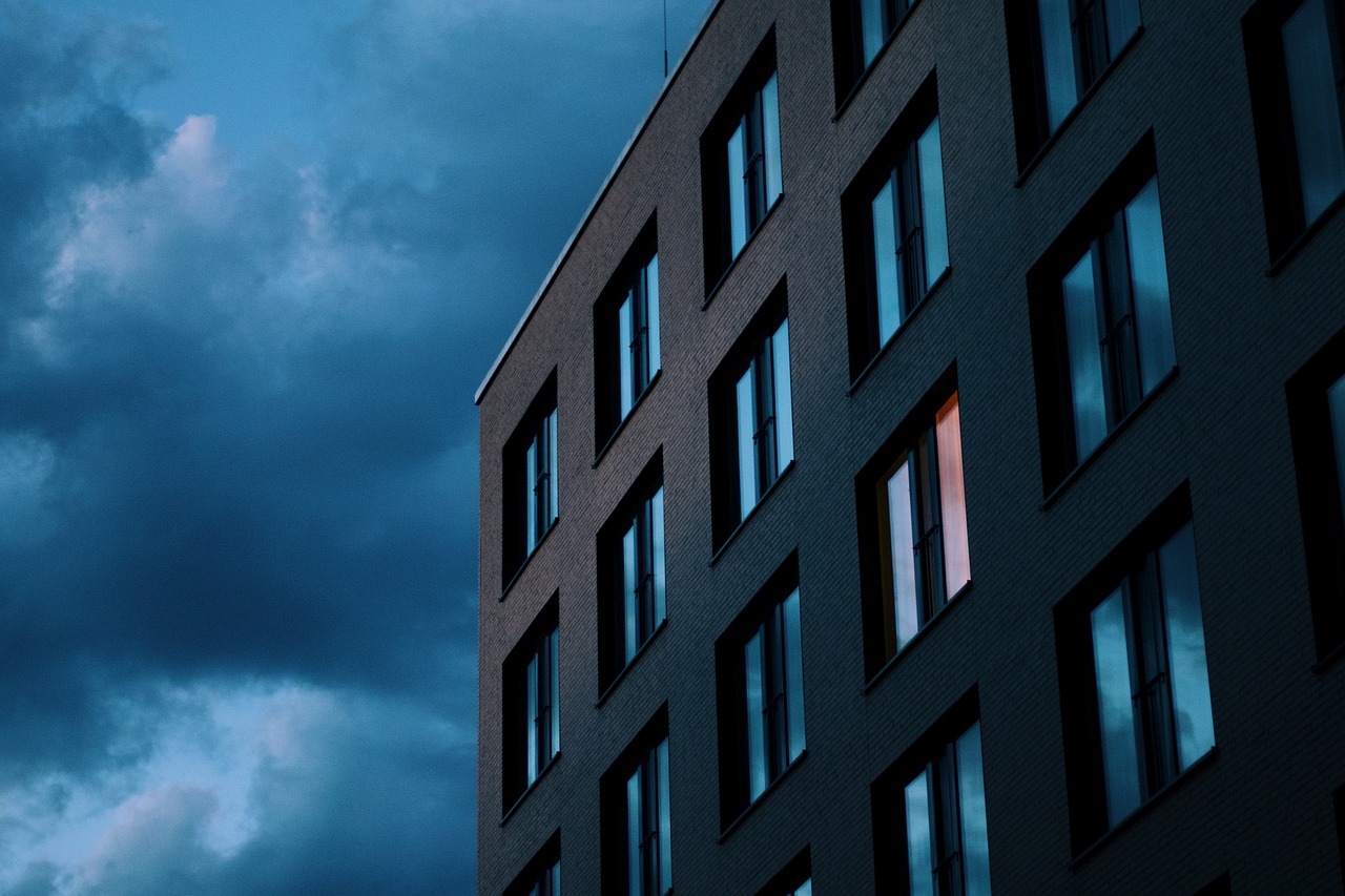 obtenez une estimation précise de la valeur de votre bien immobilier. découvrez nos conseils et outils pour une évaluation rapide et fiable de votre propriété.