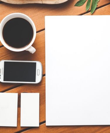 découvrez l'art du branding : stratégies, astuces et conseils pour créer une identité de marque forte, mémorable et différenciante qui attire et fidélise vos clients.