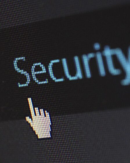 découvrez comment le contenu généré par l'intelligence artificielle peut transformer votre stratégie digitale en offrant des textes personnalisés, optimisés et rapides à produire.