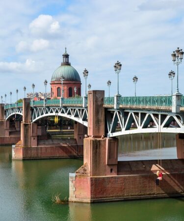 découvrez un expert en rédaction seo à toulouse pour booster votre visibilité en ligne et améliorer votre positionnement sur les moteurs de recherche.