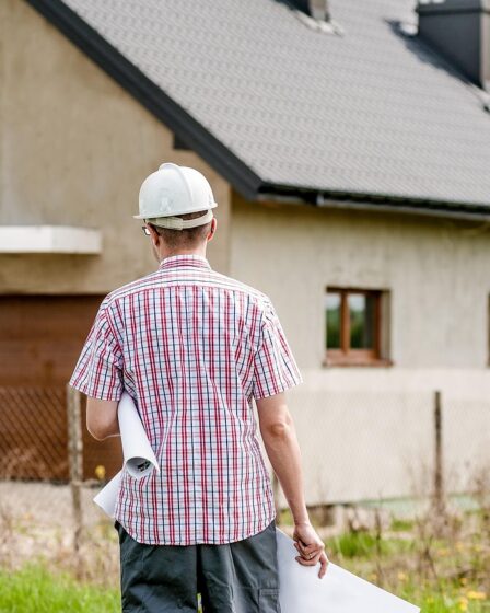 découvrez les obligations essentielles des employés pour assurer un environnement de travail efficace et conforme aux réglementations en vigueur.