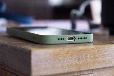 grossiste en smartphones offrant un large choix de mod&egrave;les &agrave; des prix comp&eacute;titifs pour les revendeurs et professionnels.