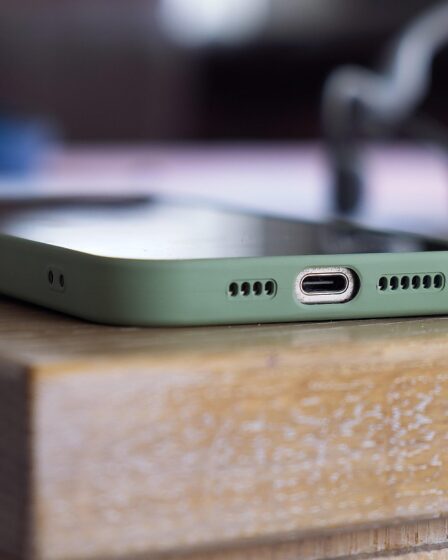 grossiste en smartphones offrant un large choix de modèles à des prix compétitifs pour les revendeurs et professionnels.