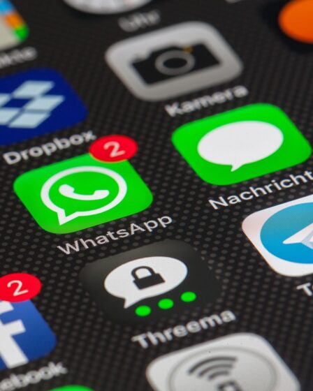 découvrez les tendances des réseaux sociaux en 2025 pour optimiser votre stratégie digitale et rester à la pointe de l'innovation.