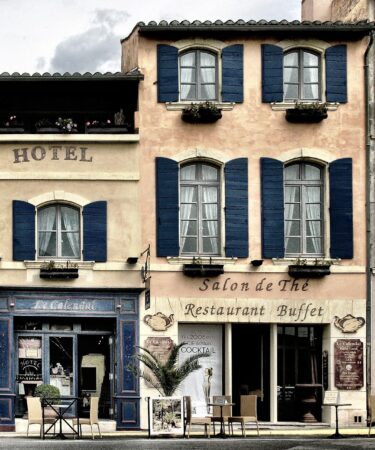 d&eacute;couvrez les meilleures strat&eacute;gies de gestion des revenus h&ocirc;teliers pour maximiser votre chiffre d'affaires et optimiser l'occupation de votre h&ocirc;tel.