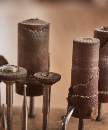 d&eacute;couvrez comment choisir l'outil de surveillance de marque id&eacute;al pour suivre votre r&eacute;putation en ligne et optimiser votre strat&eacute;gie marketing.