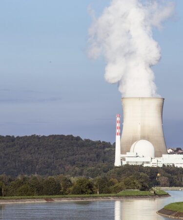 d&eacute;couvrez reactor, une plateforme innovante pour la gestion et l'automatisation des processus complexes, optimisant votre productivit&eacute; et votre efficacit&eacute;.